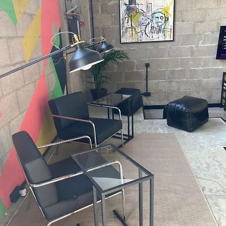 Coworking Studio Playa Hostel *